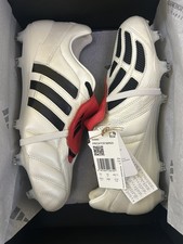 UK10 Adidas Predator Mania